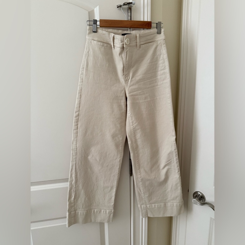 Ann Taylor high rise wideleg